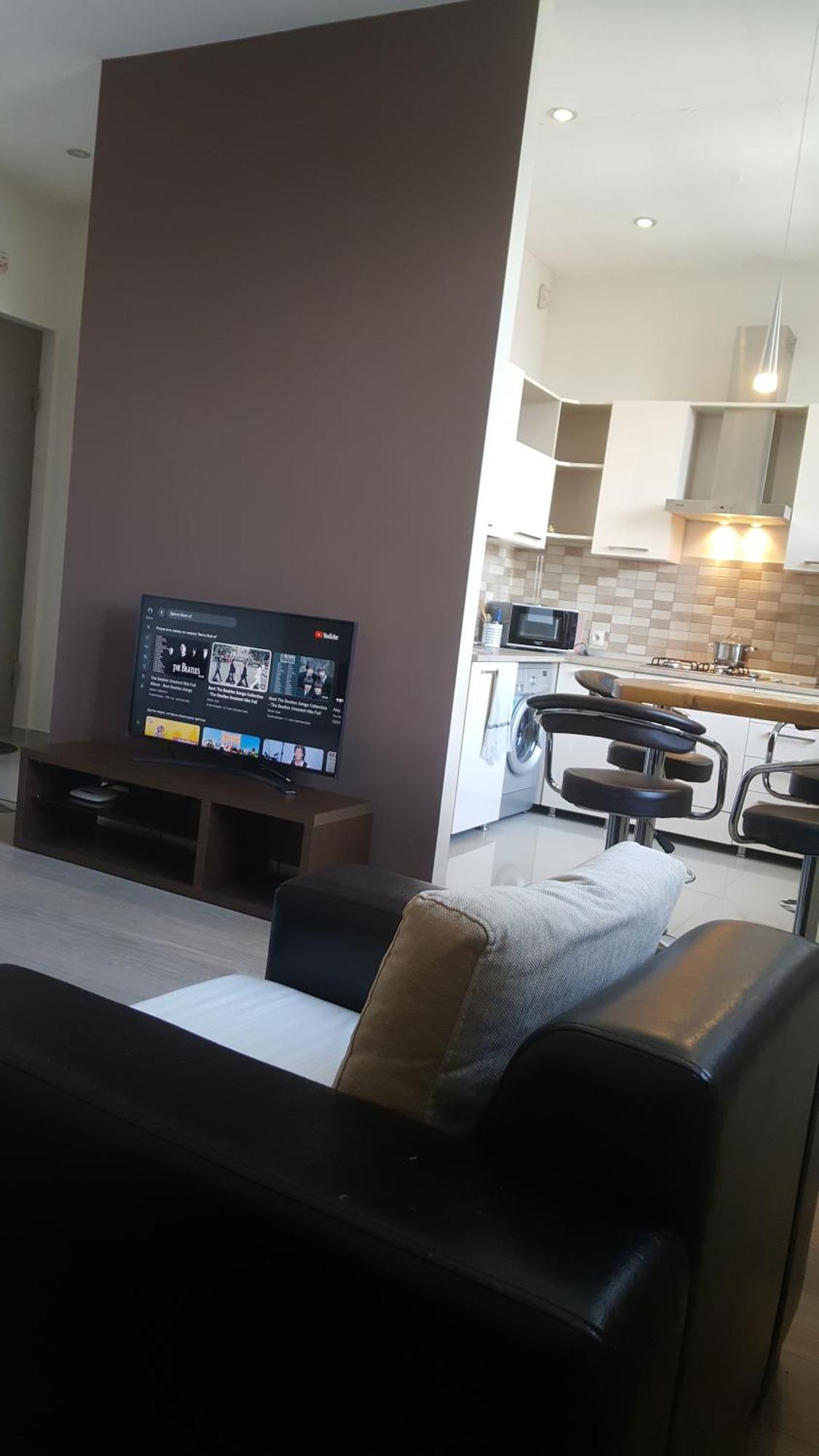 City View Apartment On Gorgiladze 1 バトゥーミ エクステリア 写真