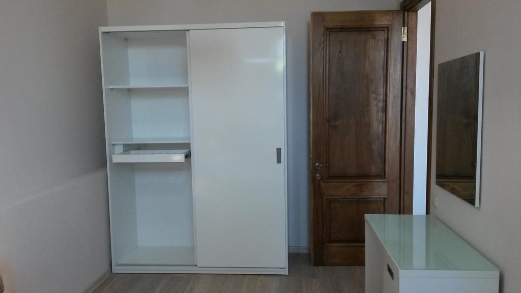 City View Apartment On Gorgiladze 1 バトゥーミ エクステリア 写真